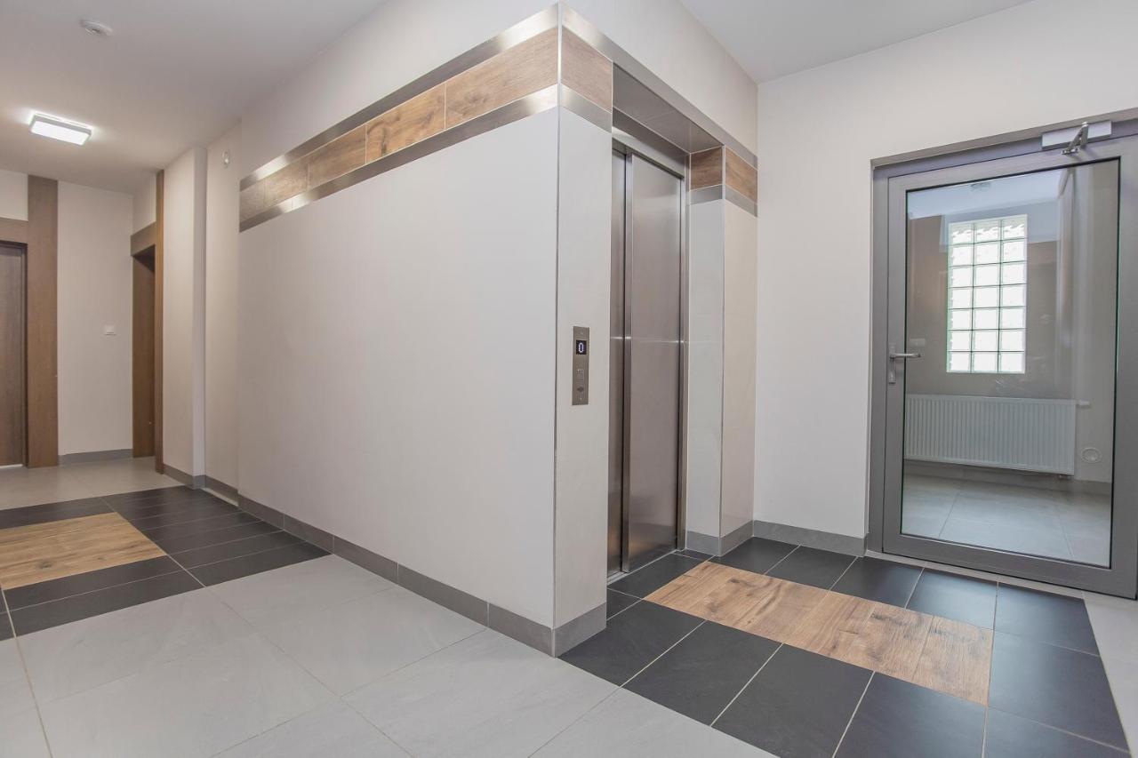 Urban Jungle - Grey Apartment Bialystok Exterior photo